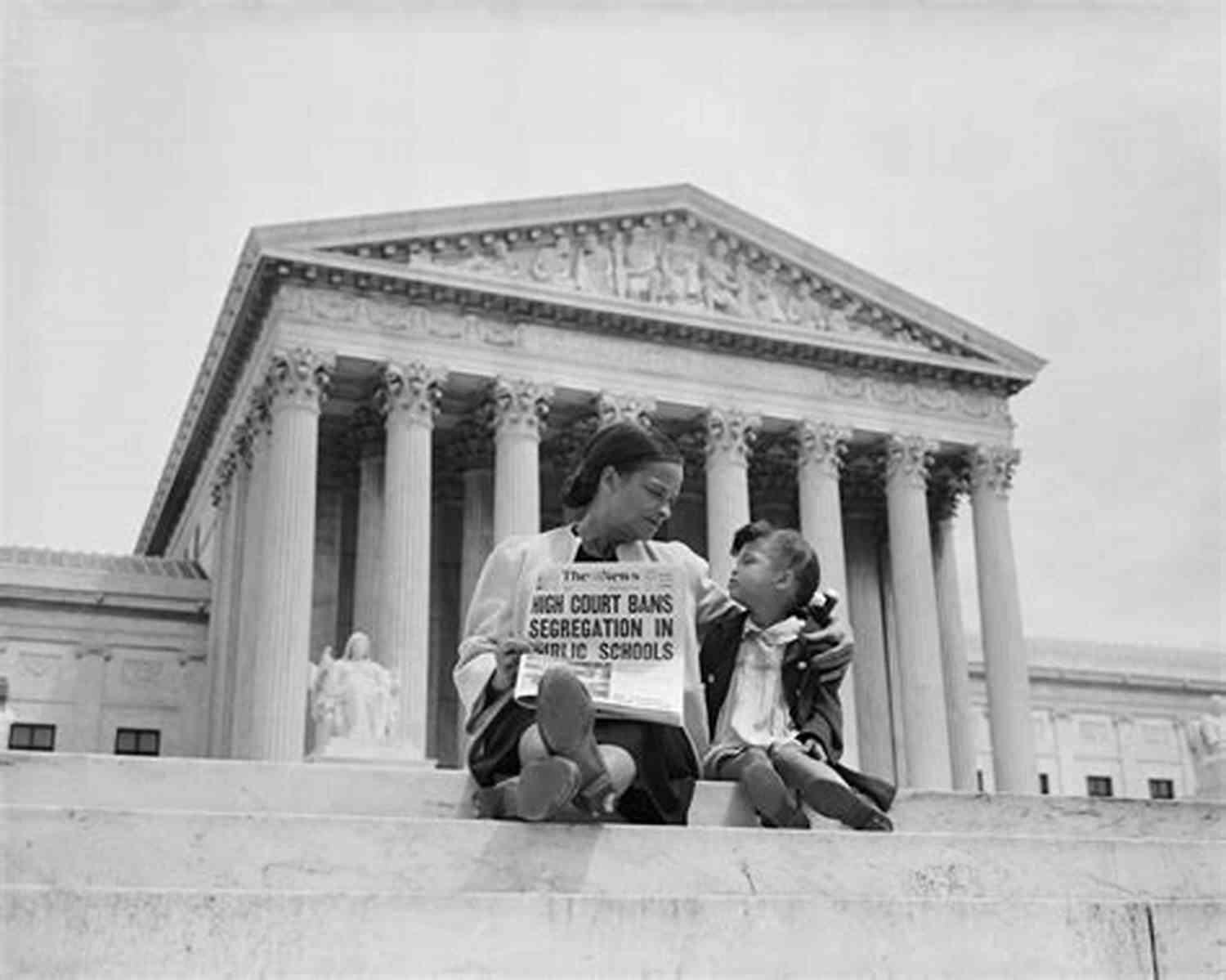 Brown V. Board Of Education The Case That Overturned Segregation An To Constitutional Law: 100 Supreme Court Cases Everyone Should Know