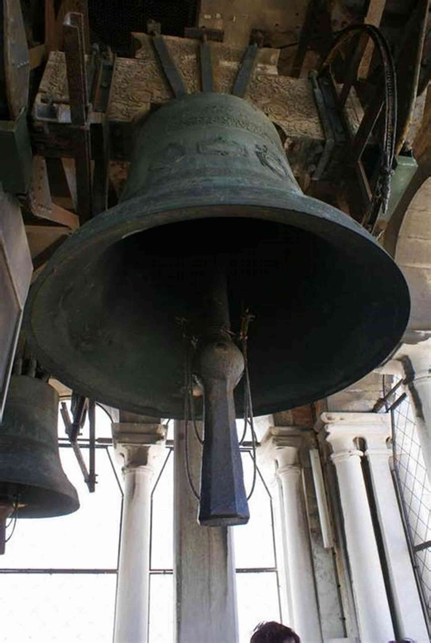 The Bells Of St Marks The Bells Of St Marks (Fast Falls The Eventide 2)